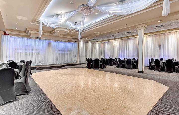 Professional function room in Montreal