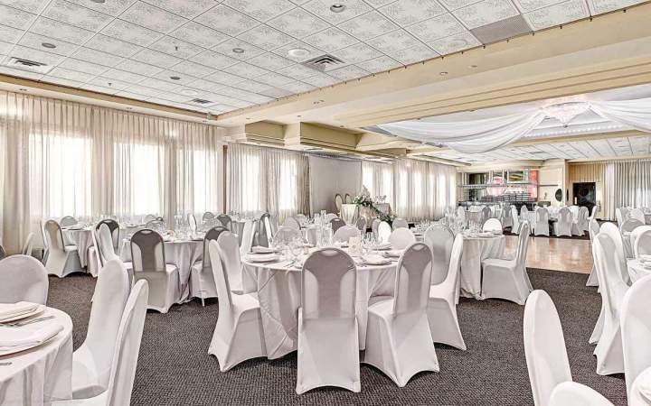 Business networking space in Montreal